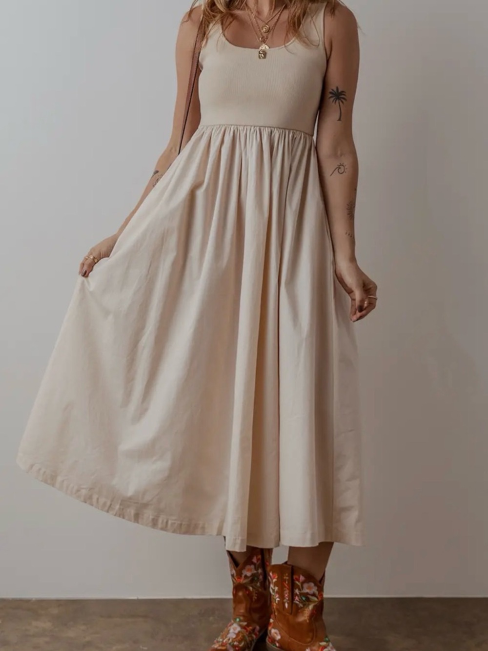 Sleeveless Cream Midi Dress with Gathered Waist